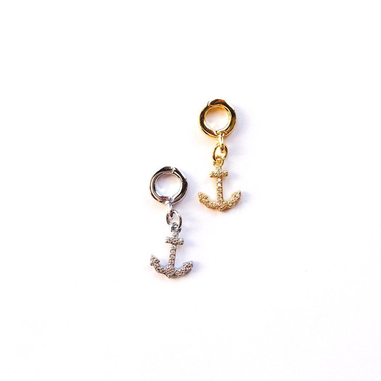 Pavé Anchor Lock Charm
