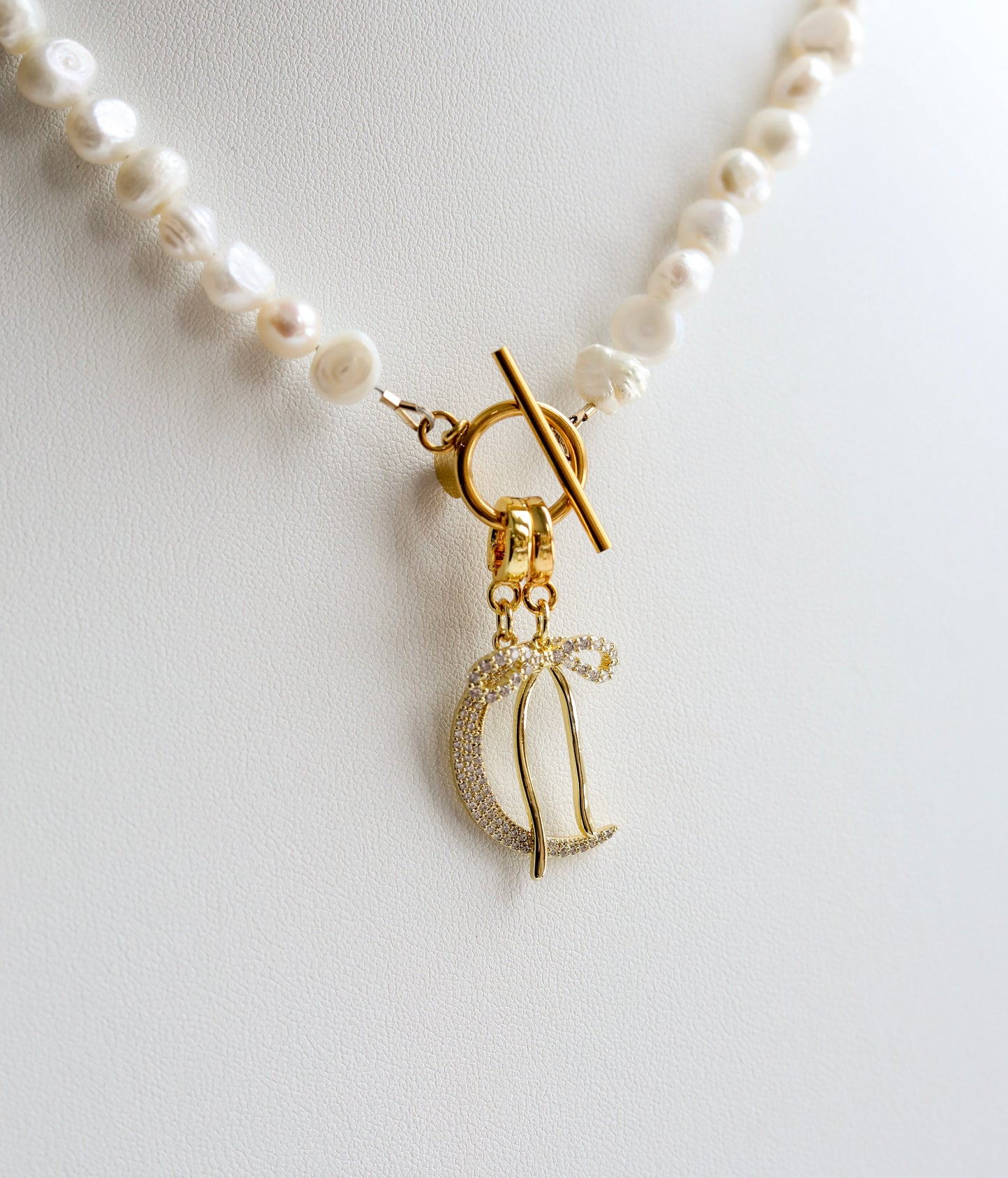 Sparkle Bow Lock Charm