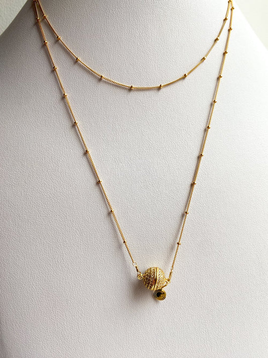 The Dainty Spy Necklace