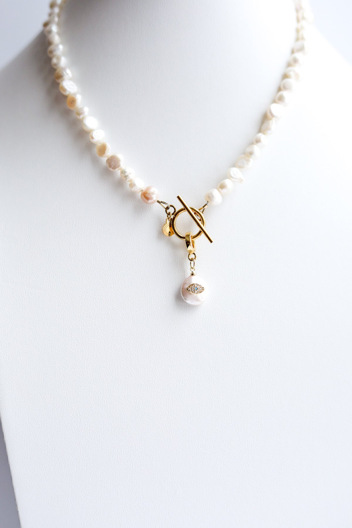 The Margot Pearl Necklace
